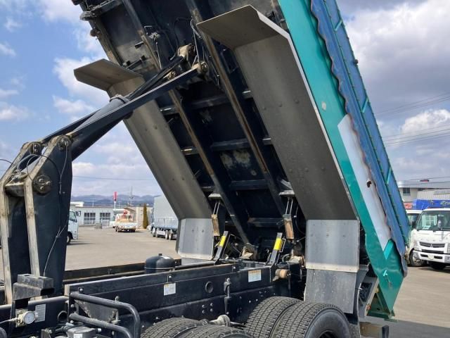 ISUZU GIGA 2020 Image 31