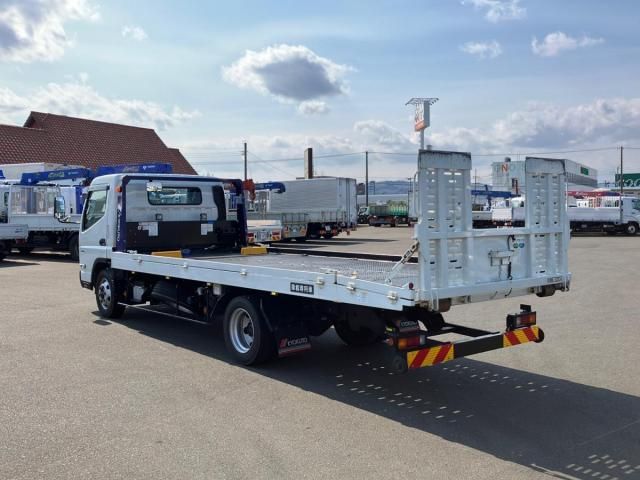 MITSUBISHI CANTER 2023 Image 31