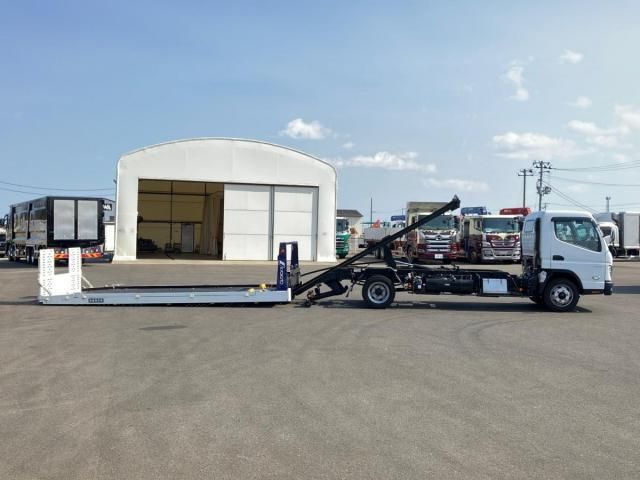 MITSUBISHI CANTER 2023 Image 31