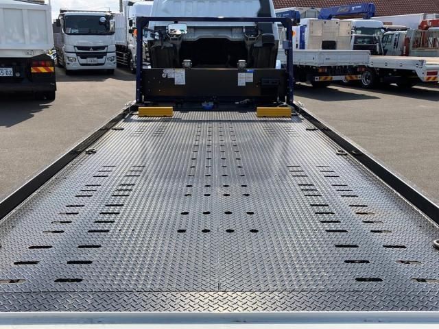 MITSUBISHI CANTER 2023 Image 31