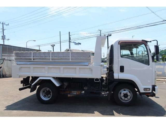 ISUZU FORWARD 2014 Image 31