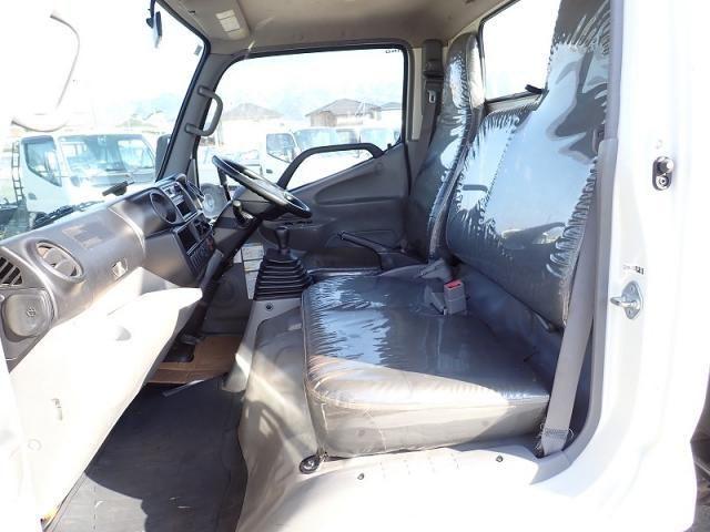 HINO DUTRO 2012 Image 31