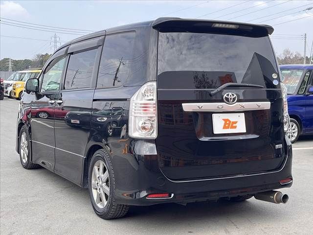 TOYOTA VOXY 2009 Image 31