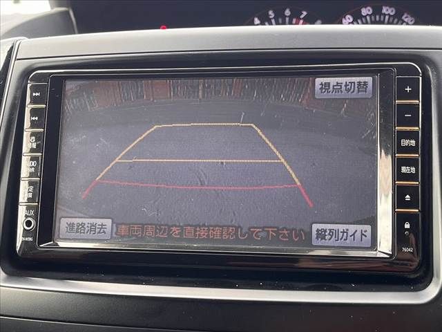 TOYOTA VOXY 2009 Image 31