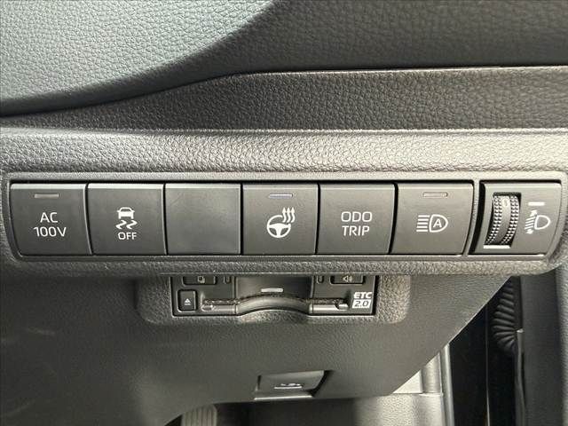 TOYOTA COROLLA TOURING HYBR 2023 Image 31