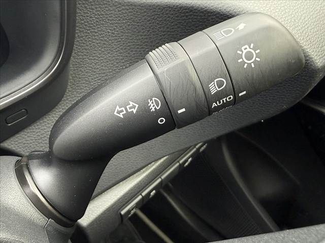 TOYOTA COROLLA TOURING HYBR 2023 Image 31