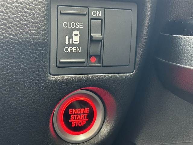 HONDA N BOX CUSTOM 2018 Image 31