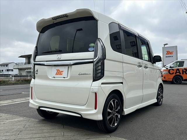 HONDA N BOX CUSTOM 2018 Image 31
