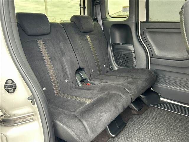 HONDA N BOX CUSTOM 2018 Image 31