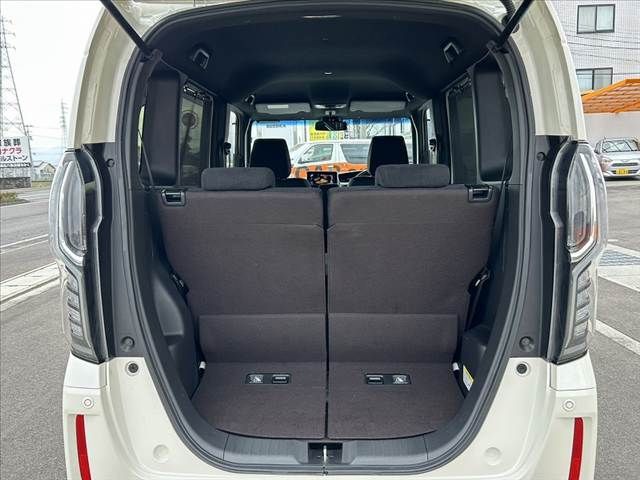 HONDA N BOX CUSTOM 2018 Image 31