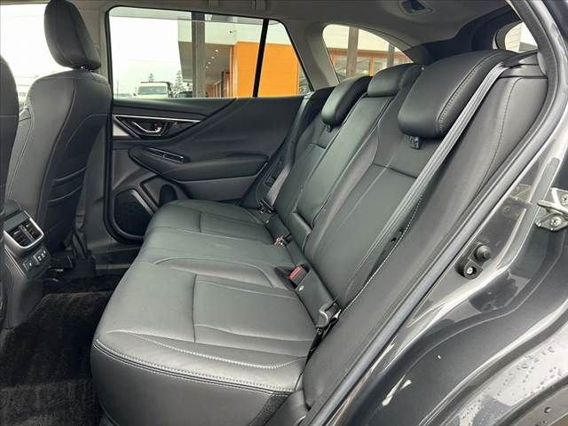 SUBARU LEGACY OUTBACK 2022 Image 31