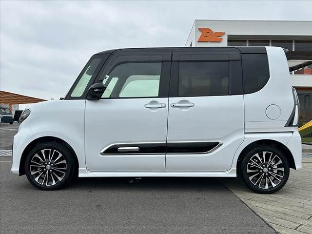 DAIHATSU TANTO CUSTOM 2021 Image 31