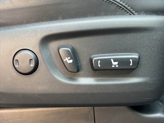 TOYOTA LANDCRUISER PRADO 2023 Image 31