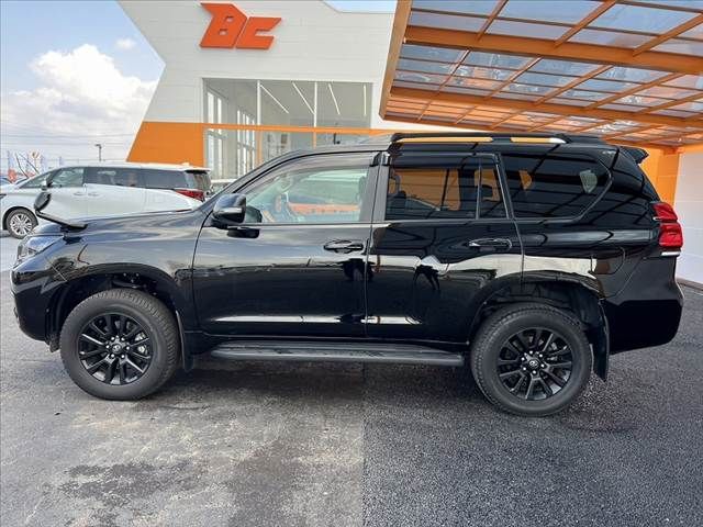 TOYOTA LANDCRUISER PRADO 2023 Image 31