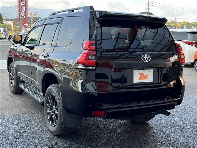 TOYOTA LANDCRUISER PRADO 2023 Image 31