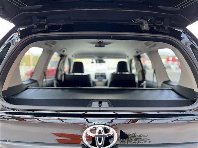 TOYOTA LANDCRUISER PRADO 2023 Image 31