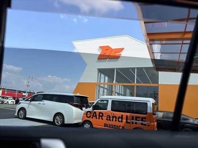 TOYOTA LANDCRUISER PRADO 2023 Image 31