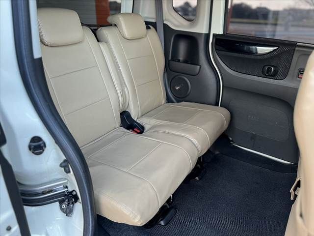 HONDA N BOX CUSTOM 2013 Image 31