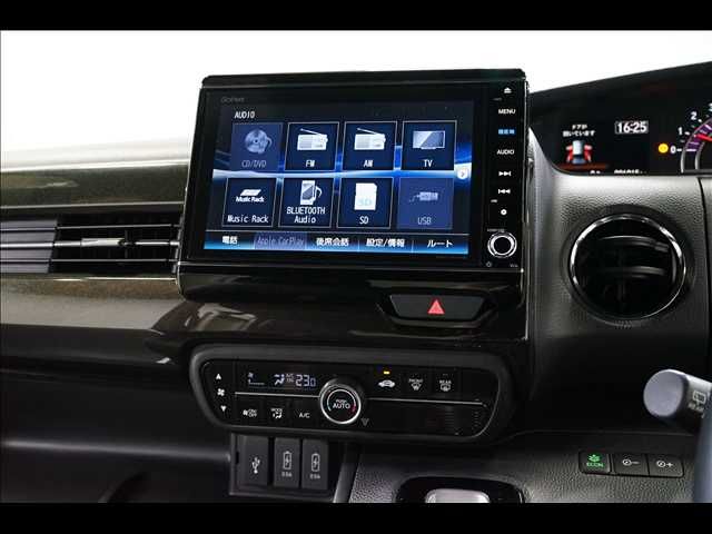 HONDA N BOX CUSTOM 2018 Image 31