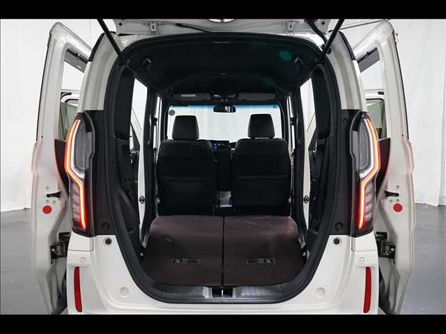 HONDA N BOX CUSTOM 2018 Image 31