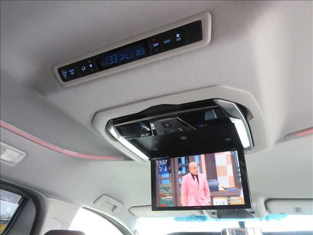 TOYOTA ALPHARD 2017 Image 31