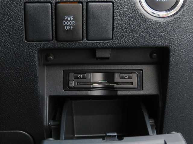 TOYOTA ALPHARD 2017 Image 31