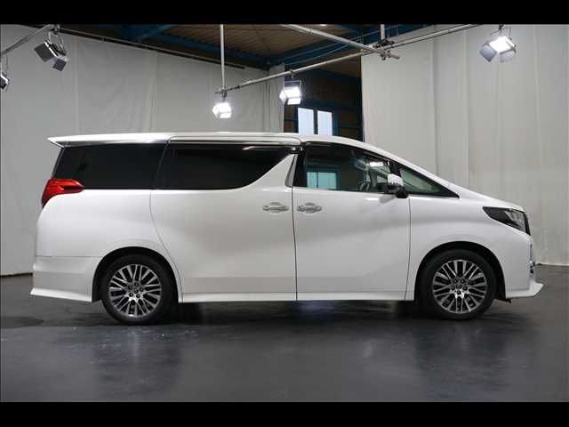TOYOTA ALPHARD 2017 Image 31