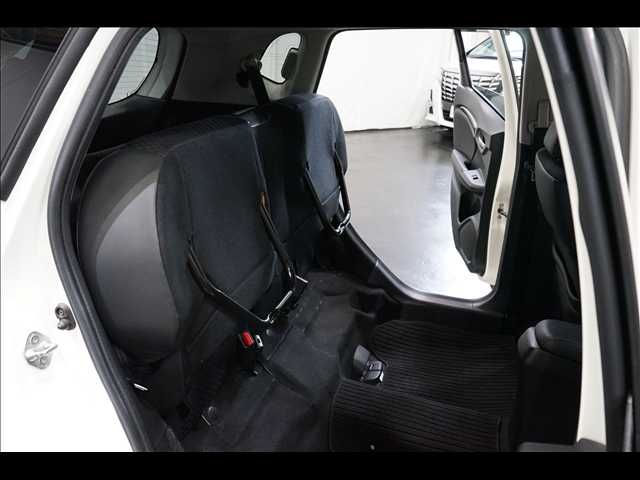 HONDA FIT HYBRID 2014 Image 31