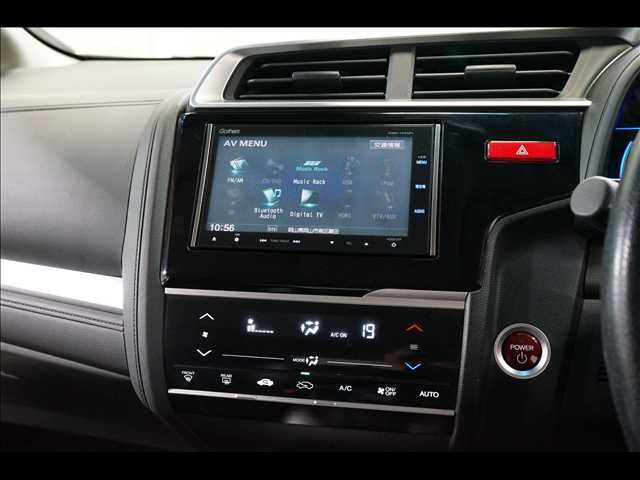 HONDA FIT HYBRID 2014 Image 31