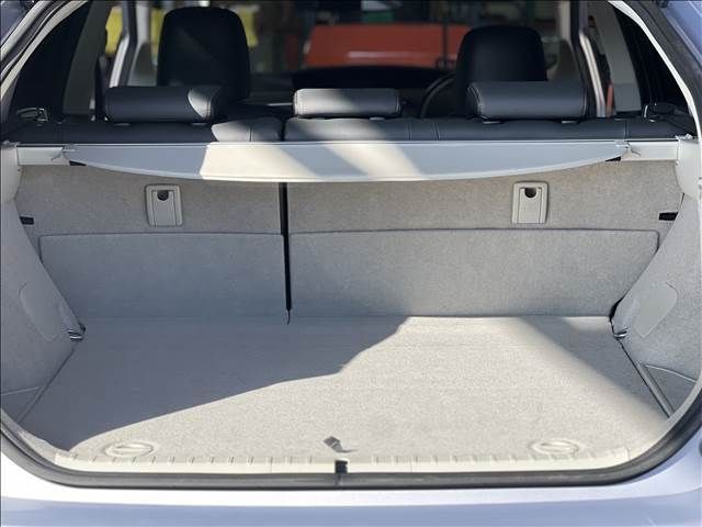 TOYOTA PRIUS 2011 Image 31