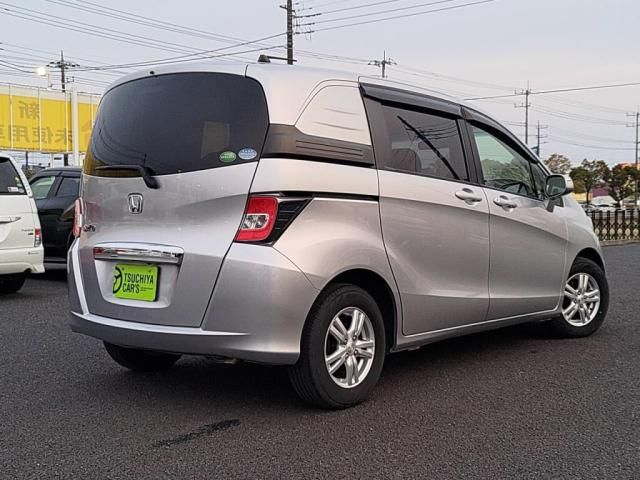 HONDA FREED SPIKE 2014 Image 31