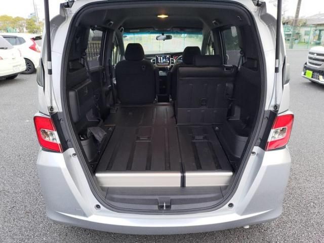 HONDA FREED SPIKE 2014 Image 31