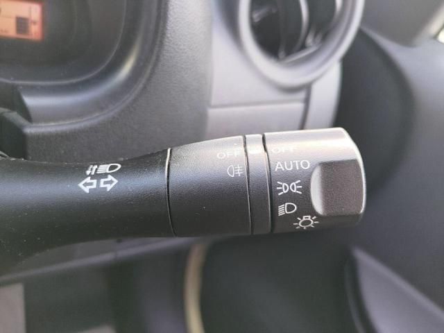 NISSAN MARCH 2016 Image 31