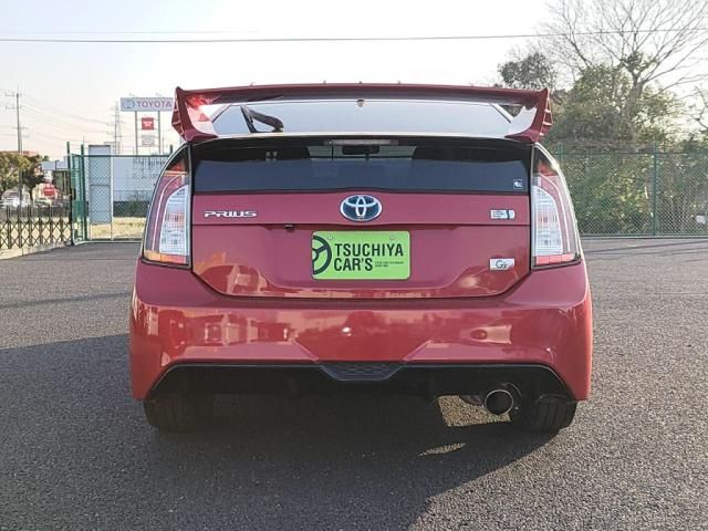 TOYOTA PRIUS 2012 Image 31