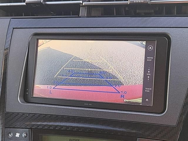 TOYOTA PRIUS 2012 Image 31