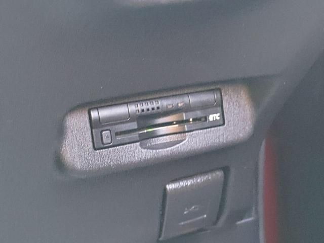 TOYOTA PRIUS 2012 Image 31