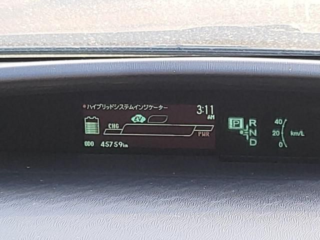 TOYOTA PRIUS 2012 Image 31