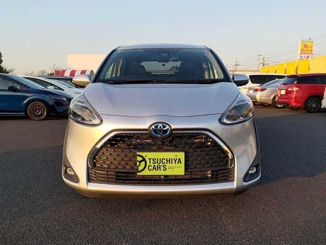 TOYOTA SIENTA HYBRID 2019 Image 31