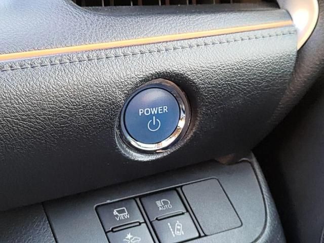 TOYOTA SIENTA HYBRID 2019 Image 31