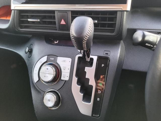 TOYOTA SIENTA HYBRID 2019 Image 31