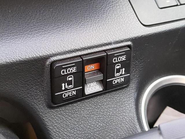 TOYOTA SIENTA HYBRID 2019 Image 31