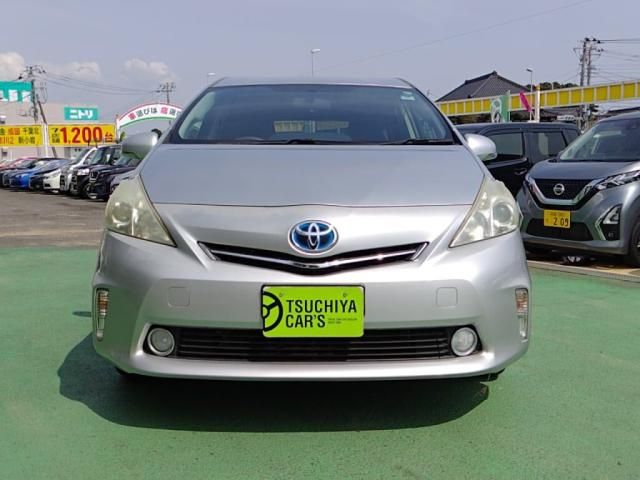 TOYOTA PRIUS ALPHA 2013 Image 31