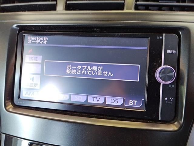 TOYOTA PRIUS ALPHA 2013 Image 31