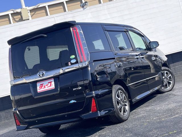 TOYOTA NOAH 2020 Image 31