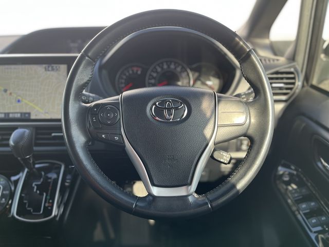 TOYOTA NOAH 2020 Image 31