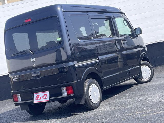 NISSAN NV100 CLIPPER 2018 Image 31