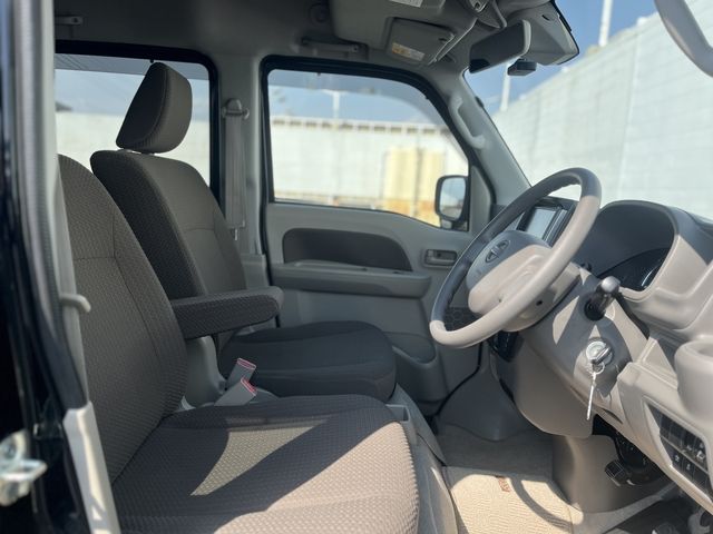 NISSAN NV100 CLIPPER 2018 Image 31