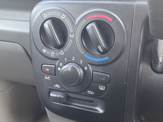 NISSAN NV100 CLIPPER 2018 Image 31