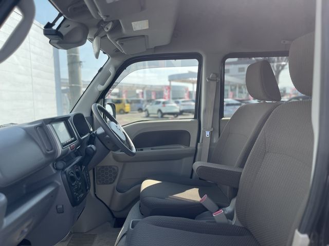 NISSAN NV100 CLIPPER 2018 Image 31