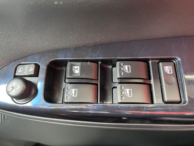 DAIHATSU TANTO CUSTOM 2017 Image 31